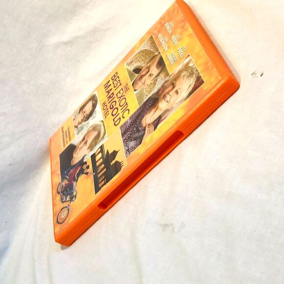 Best Exotic Marigold Hotel Movie DVD 2012 Special Features Dench Nighy Comedy - Picture 8 of 10